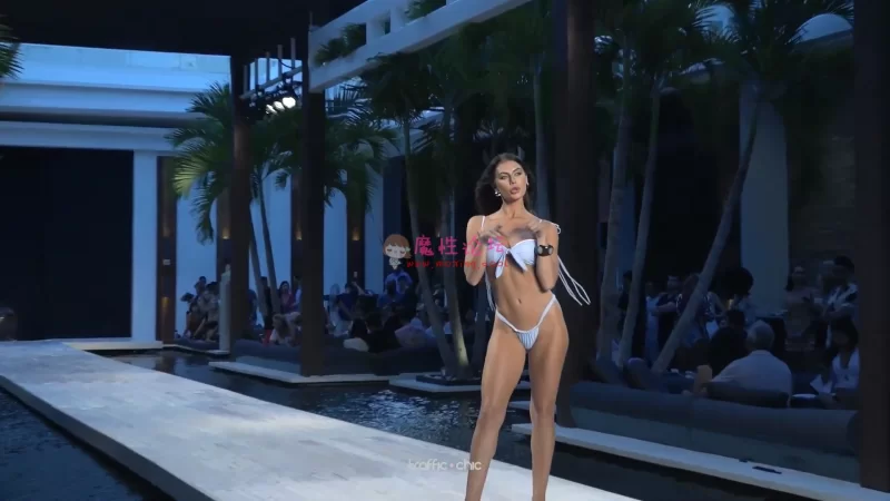 Sonya Swim Resort 2020 Paraiso Miami Beach.mp4_20190908_172643.176.jpg